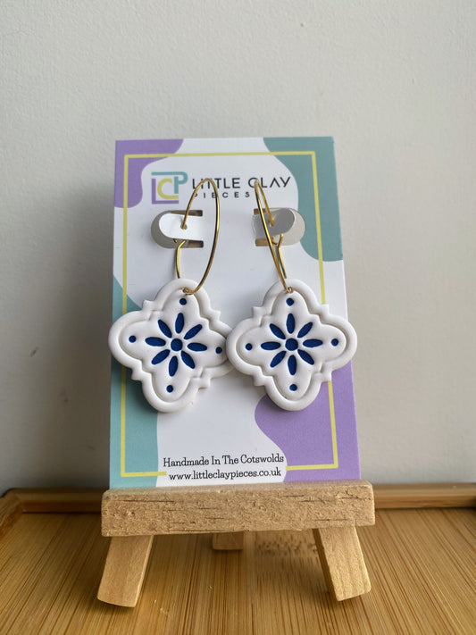 Mediterranean Window Hoops