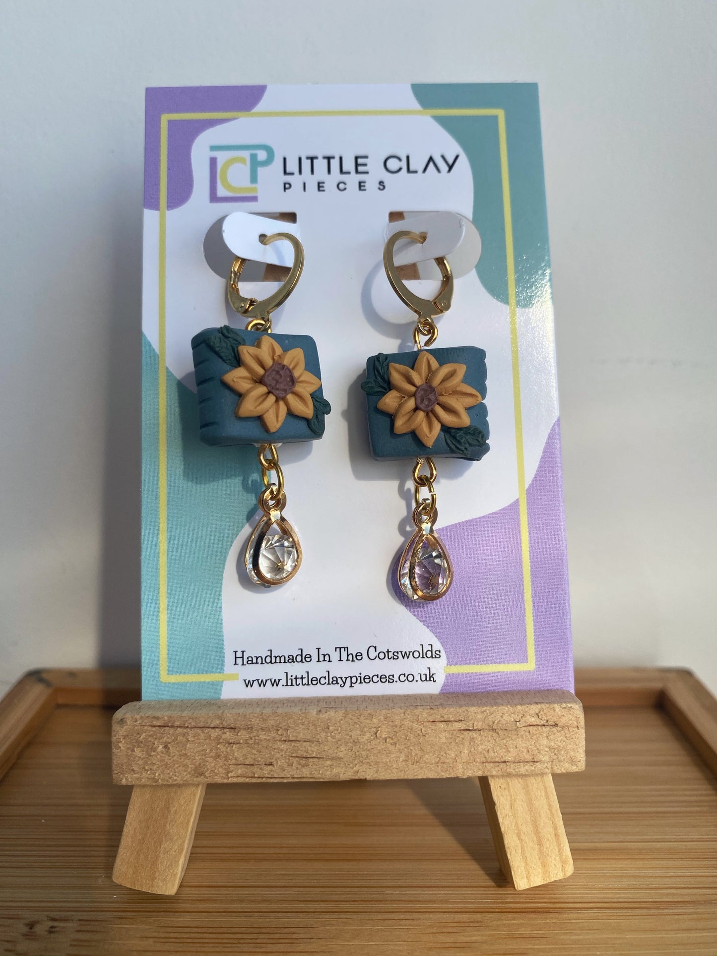 Sunflower Book Huggies