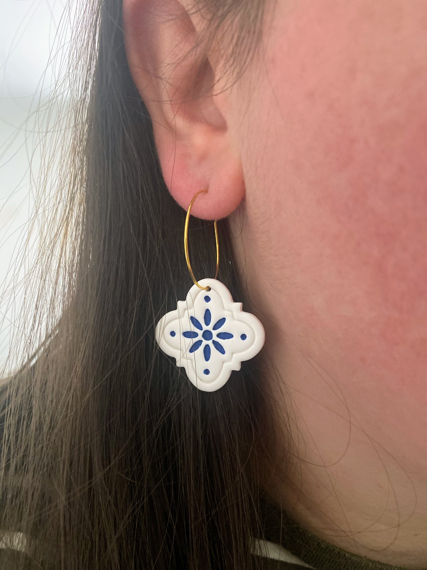 Mediterranean Window Hoops
