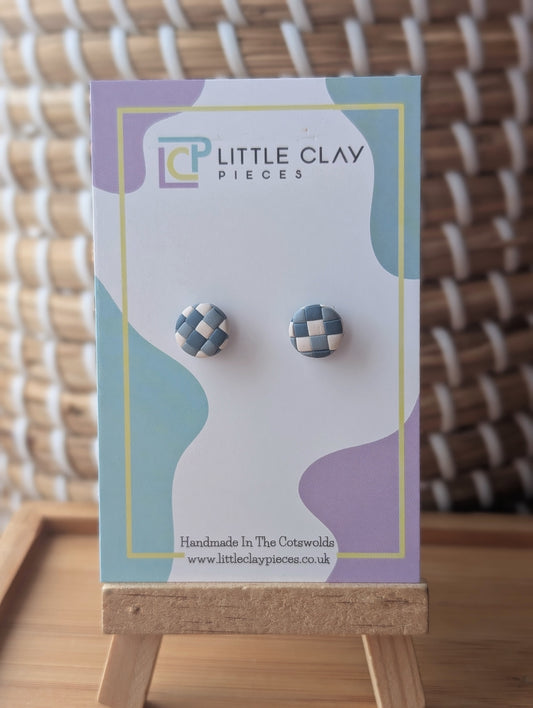 Gingham studs