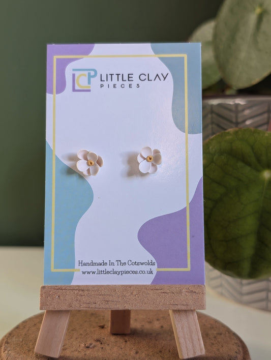 White Daisy Studs