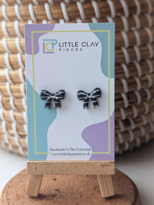 Black and White Bow Studs