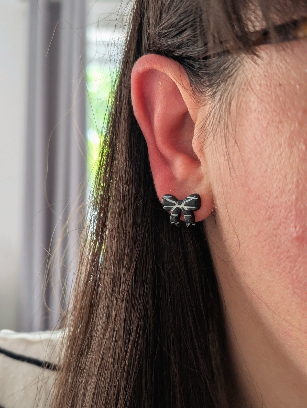 Black and White Bow Studs